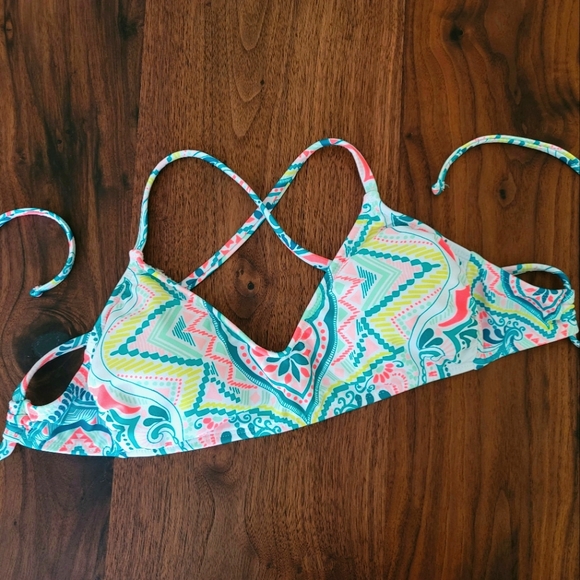 Bikini top bundle - Picture 2 of 8